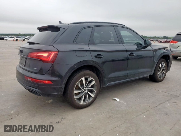 2024 Audi Q5 S line Premium z VIN WA1GAAFY3R2114519, wystawiony jako Copart lot #58812795 z przebiegiem 5 562 mil mil oraz Szkoda całkowita • Salvage title. Historia ofert i sprzedaży dostępna na DreamBid. Obrazek 3.