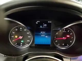 2020 Mercedes-Benz GLC 300 with VIN WDC0G8EB2LF713479, listed as a Copart auction lot 60212085 with 32,639 mi miles and Salvage title. Bid and sale history available at DreamBid. Image 9.