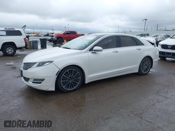 2014 Lincoln MKZ with VIN 3LN6L2GK2ER804677, listed as a IAAI auction lot 41553543 with 123,661 mi miles. Bid and sale history available at carsss.com. Image 6.