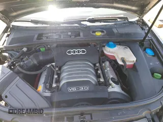 2004 Audi A4 3.0L z VIN WAUDT48H14K012269, wystawiony jako IAAI lot #42397198 z przebiegiem 104 606 mil mil oraz . Historia ofert i sprzedaży dostępna na DreamBid. Obrazek 10.