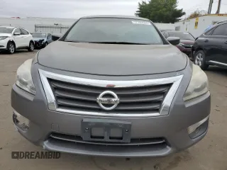 2015 Nissan Altima S with VIN 1N4AL3AP2FN902773, listed as a Copart auction lot 77760584 with 192,092 mi miles and Salvage Title. Bid and sale history available at DreamBid. Image 5.