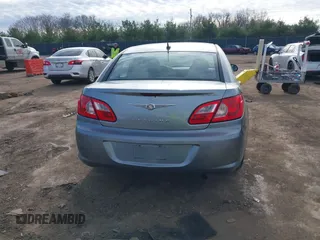 2008 Chrysler Sebring LX z VIN 1C3LC46K38N156346, wystawiony jako IAAI lot #40965609 z przebiegiem Nie podano mil oraz . Historia ofert i sprzedaży dostępna na DreamBid. Obrazek 17.