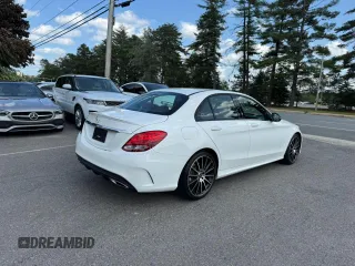 2018 Mercedes-Benz C 300 with VIN 55SWF4JB1JU274549, listed as a Copart auction lot 62408975 with 169,975 mi miles and Clean title. Bid and sale history available at DreamBid. Image 3.