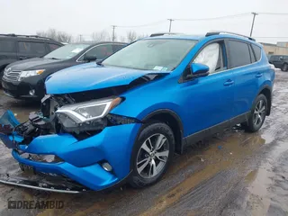 2017 Toyota RAV4 XLE with VIN 2T3RFREV2HW693031, listed as a IAAI auction lot 41671812 with 82,190 mi miles. Bid and sale history available at carsss.com. Image 2.