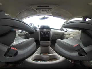 2011 Volkswagen Routan SE z VIN 2V4RW3DGXBR772583, wystawiony jako IAAI lot #42222200 z przebiegiem 213 724 mil mil oraz . Historia ofert i sprzedaży dostępna na DreamBid. Obrazek 18.