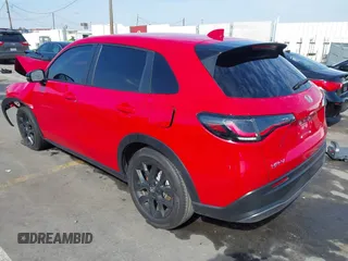 2024 Honda HR-V Sport with VIN 3CZRZ1H5XRM756913, listed as a IAAI auction lot 41601779 with 1 mi miles. Bid and sale history available at carsss.com. Image 3.