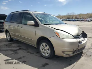 2004 Toyota Sienna XLE with VIN 5TDZA22C34S032306, listed as a Copart auction lot 54001125 with 235,253 mi miles and Salvage Title. Bid and sale history available at carsss.com. Image 4.