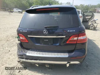 2015 Mercedes-Benz M 350 z VIN 4JGDA5HB1FA618394, wystawiony jako Copart lot #55184115 z przebiegiem 97 299 mil mil oraz Szkoda całkowita • Salvage title. Historia ofert i sprzedaży dostępna na DreamBid. Obrazek 6.
