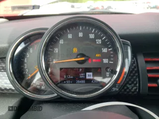 2019 MINI Hardtop 4 Door Cooper S with VIN WMWXU3C57K2H89024, listed as a Copart auction lot 52375485 with 28,488 mi miles and Salvage title. Bid and sale history available at DreamBid. Image 9.