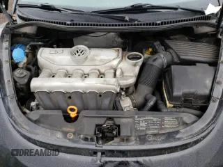 2010 Volkswagen New Beetle Coupe with VIN 3VWRW3AG7AM027033, listed as a Copart auction lot 72426264 with 131,396 mi miles and Clean Title. Bid and sale history available at carsss.com. Image 11.