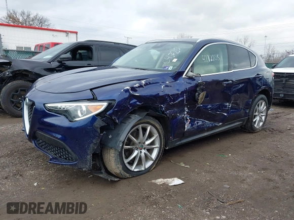 2019 Alfa Romeo Stelvio Ti z VIN ZASPAKBN4K7C43201, wystawiony jako IAAI lot #41121052 z przebiegiem 32 768 mil mil oraz . Historia ofert i sprzedaży dostępna na DreamBid. Obrazek 17.