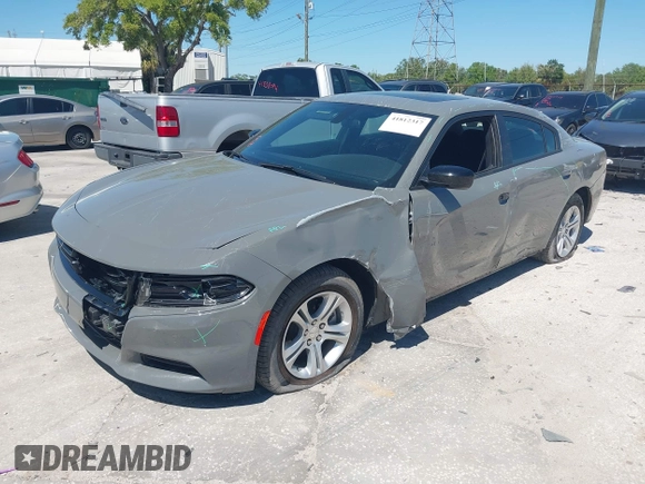 2023 Dodge Charger SXT z VIN 2C3CDXBG2PH697539, wystawiony jako IAAI lot #41812317 z przebiegiem 17 862 mil mil oraz . Historia ofert i sprzedaży dostępna na DreamBid. Obrazek 17.