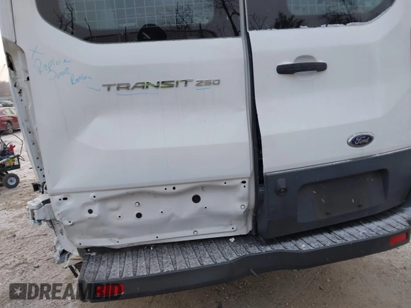 2015 Ford Transit Cargo with VIN 1FTNR1ZM2FKB13159, listed as a IAAI auction lot 41331967 with 152,715 mi miles and . Bid and sale history available at DreamBid. Image 18.