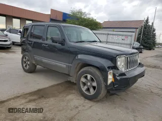 2008 Jeep Liberty Sport z VIN 1J8GN28K68W262608, wystawiony jako Copart lot #54179615 z przebiegiem 116 585 mil mil oraz Szkoda całkowita • Salvage title. Historia ofert i sprzedaży dostępna na DreamBid. Obrazek 4.