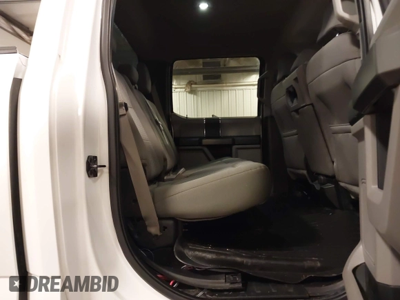 2015 Ford F-150 XLT with VIN 1FTEW1EF2FKF21984, listed as a IAAI auction lot 42385273 with 103,721 mi miles and . Bid and sale history available at DreamBid. Image 8.