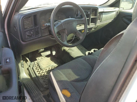 2005 Chevrolet Silverado 1500 Work Truck with VIN 1GCEC14XX5Z140540, listed as a Copart auction lot 73177634 with 251,101 mi miles and Clean Title. Bid and sale history available at carsss.com. Image 8.