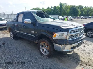 2016 Ram 1500 Laramie z VIN 1C6RR7NT3GS359003, wystawiony jako IAAI lot #42125155 z przebiegiem 182 335 mil mil oraz . Historia ofert i sprzedaży dostępna na DreamBid. Obrazek 1.