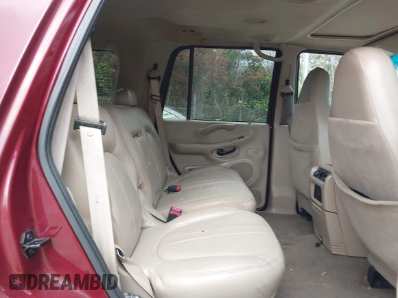 2001 Ford Expedition Eddie Bauer with VIN 1FMPU18L81LA96270, listed as a IAAI auction lot 41806970 with 171,522 mi miles and . Bid and sale history available at DreamBid. Image 8.