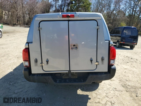 2019 Toyota Tacoma SR with VIN 5TFSX5EN5KX068701, listed as a Copart auction lot 53705165 with 208,448 mi miles and Clean title. Bid and sale history available at DreamBid. Image 6.