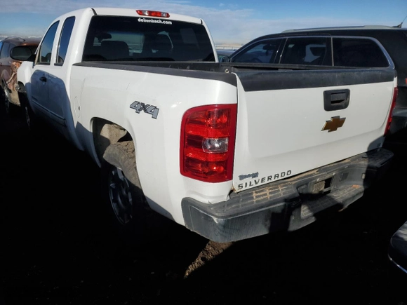 2013 Chevrolet Silverado 1500 LT with VIN 1GCRKSE75DZ364662, listed as a Copart auction lot 80261704 with 146,731 mi miles and Clean Title. Bid and sale history available at carsss.com. Image 2.
