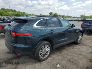 2017 Jaguar F-Pace 35t Prestige with VIN SADCK2BV3HA067567, listed as a Copart auction lot 61376675 with 122,224 mi miles and Clean title. Bid and sale history available at DreamBid. Image 3.