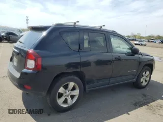 2015 Jeep Compass Sport with VIN 1C4NJDBB5FD130589, listed as a Copart auction lot 55213215 with 190,294 mi miles and Clean Title. Bid and sale history available at carsss.com. Image 3.