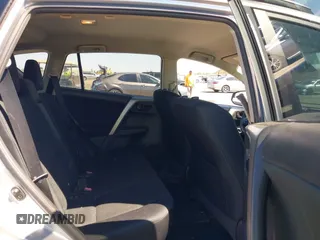 2017 Toyota RAV4 LE с VIN 2T3BFREV2HW551960, выставлен на аукционе IAAI как лот 42675745 с пробегом 75 198 миль миль и . История ставок и продаж доступна на DreamBid. Изображение 8.