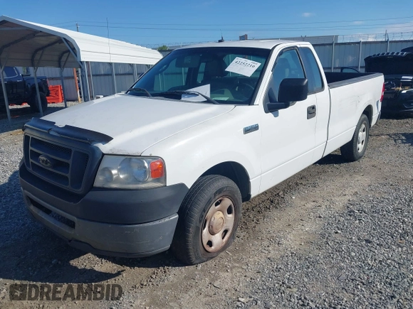 2006 Ford F-150 XL z VIN 1FTRF12226KC11966, wystawiony jako IAAI lot #42252210 z przebiegiem 238 265 mil mil oraz . Historia ofert i sprzedaży dostępna na DreamBid. Obrazek 17.