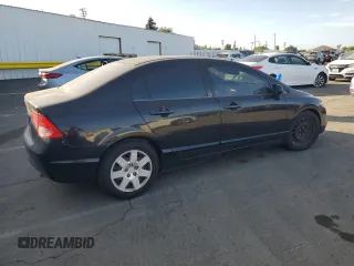 2008 Honda Civic LX z VIN 2HGFA16528H321661, wystawiony jako Copart lot #60185335 z przebiegiem 189 287 mil mil oraz Czysty tytuł • Clean title. Historia ofert i sprzedaży dostępna na DreamBid. Obrazek 3.