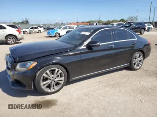 2018 Mercedes-Benz C 300 z VIN 55SWF4JB3JU279901, wystawiony jako Copart lot #45279765 z przebiegiem 100 768 mil mil oraz Szkoda całkowita • Salvage title. Historia ofert i sprzedaży dostępna na DreamBid. Obrazek 1.