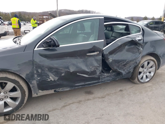 2014 Buick Regal Premium I with VIN 2G4GP5EX1E9187772, listed as a IAAI auction lot 41652744 with 95,875 mi miles and . Bid and sale history available at DreamBid. Image 6.
