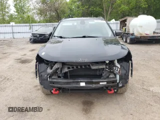 2017 Jeep Compass Trailhawk z VIN 3C4NJDDB4HT649028, wystawiony jako Copart lot #58652795 z przebiegiem 70 630 mil mil oraz Szkoda całkowita • Salvage title. Historia ofert i sprzedaży dostępna na DreamBid. Obrazek 5.