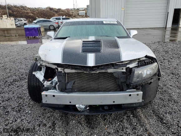 2014 Chevrolet Camaro SS with VIN 2G1FJ1EJ0E9141137, listed as a Copart auction lot 44190705 with 39,570 mi miles and Salvage Title. Bid and sale history available at carsss.com. Image 5.