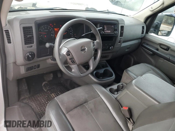 2018 Nissan NV SV with VIN 1N6AF0KY4JN813980, listed as a Copart auction lot 85088744 with 305,457 mi miles and Clean Title. Bid and sale history available at carsss.com. Image 8.