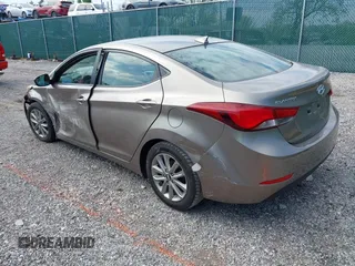 2016 Hyundai Elantra SE z VIN 5NPDH4AE6GH656681, wystawiony jako IAAI lot #41941750 z przebiegiem 110 289 mil mil oraz . Historia ofert i sprzedaży dostępna na DreamBid. Obrazek 3.