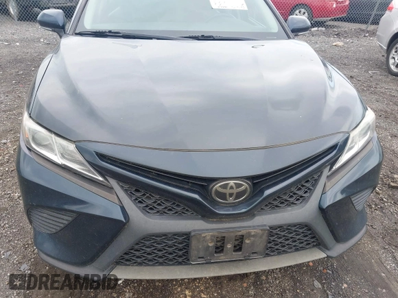 2019 Toyota Camry LE z VIN 4T1B11HK2KU738133, wystawiony jako IAAI lot #42499213 z przebiegiem 203 636 mil mil oraz . Historia ofert i sprzedaży dostępna na DreamBid. Obrazek 6.