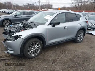 2020 Mazda CX-5 Grand Touring with VIN JM3KFBDM4L0843825, listed as a IAAI auction lot 41733575 with 18,800 mi miles. Bid and sale history available at carsss.com. Image 19.
