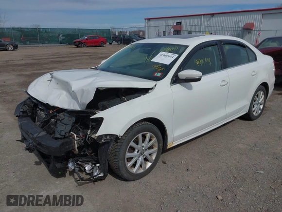 2013 Volkswagen Jetta Sedan SE with VIN 3VWDP7AJ5DM279328, listed as a IAAI auction lot 41902614 with 173,246 mi miles. Bid and sale history available at carsss.com. Image 2.