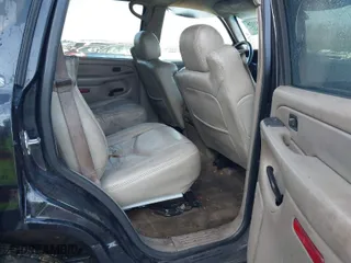 2005 GMC Yukon SLT with VIN 1GKEC13T05J134750, listed as a IAAI auction lot 41653276 with 1 mi miles. Bid and sale history available at carsss.com. Image 8.