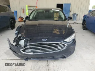 2020 Ford Fusion SE с VIN 3FA6P0HD5LR161189, выставлен на аукционе Copart как лот 62369585 с пробегом 100 440 миль миль и Списание • Salvage title. История ставок и продаж доступна на DreamBid. Изображение 5.