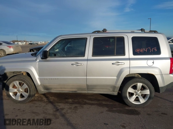 2011 Jeep Patriot Latitude X with VIN 1J4NF4GB3BD127639, listed as a IAAI auction lot 41414318 with 139,097 mi miles and . Bid and sale history available at DreamBid. Image 14.