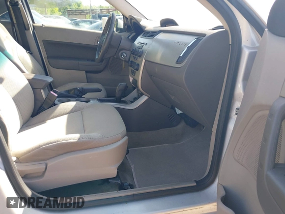 2010 Ford Focus SES with VIN 1FAHP3GN5AW115229, listed as a IAAI auction lot 42098503 with 156,127 mi miles. Bid and sale history available at carsss.com. Image 5.