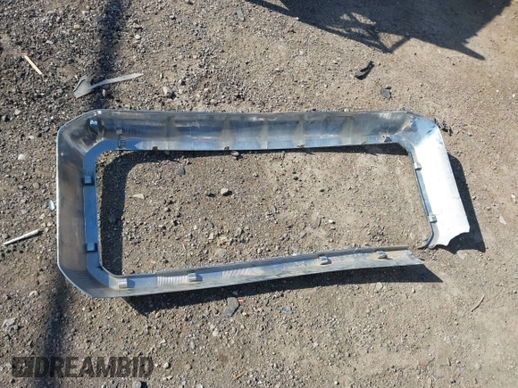 2015 Ford F-250 Lariat с VIN 1FT7W2B62FED60120, выставлен на аукционе IAAI как лот 42094823 с пробегом 82 542 миль миль и . История ставок и продаж доступна на DreamBid. Изображение 11.