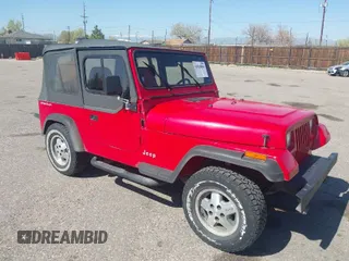 1995 Jeep Wrangler S with VIN 1J4FY19P5SP286845, listed as a IAAI auction lot 42028886 with 155,841 mi miles. Bid and sale history available at carsss.com. Image 1.