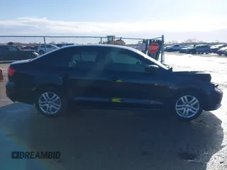 2015 Volkswagen Jetta S с VIN 3VW2K7AJ0FM218574, выставлен на аукционе IAAI как лот 41711721 с пробегом 174 400 миль миль и . История ставок и продаж доступна на DreamBid. Изображение 13.