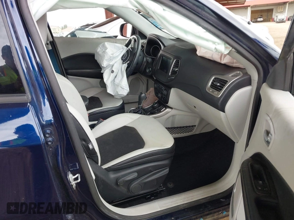 2017 Jeep Compass Latitude with VIN 3C4NJDBB3HT646110, listed as a IAAI auction lot 41789067 with 56,165 mi miles. Bid and sale history available at carsss.com. Image 5.