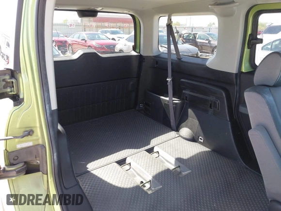 2006 Honda Element EX-P with VIN 5J6YH18786L015818, listed as a IAAI auction lot 41823259 with 165,802 mi miles and . Bid and sale history available at DreamBid. Image 8.