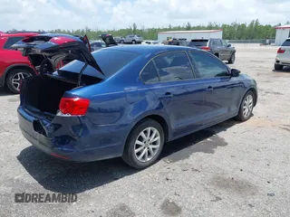 2012 Volkswagen Jetta SE with VIN 3VWDP7AJ4CM370055, listed as a IAAI auction lot 42501456 with 90,800 mi miles and . Bid and sale history available at DreamBid. Image 4.