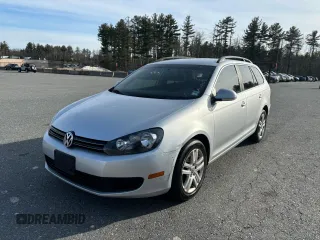 2014 Volkswagen Jetta SportWagen TDI w/Sunroof & Nav with VIN 3VWPL7AJ7EM618245, listed as a Copart auction lot 49228175 with 156,000 mi miles and Clean Title. Bid and sale history available at carsss.com. Image 2.