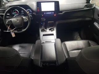 2022 Toyota Sienna XLE Woodland Edition with VIN 5TDASKFC9NS042151, listed as a Copart auction lot 48569555 with 55,656 mi miles and Salvage Title. Bid and sale history available at carsss.com. Image 8.